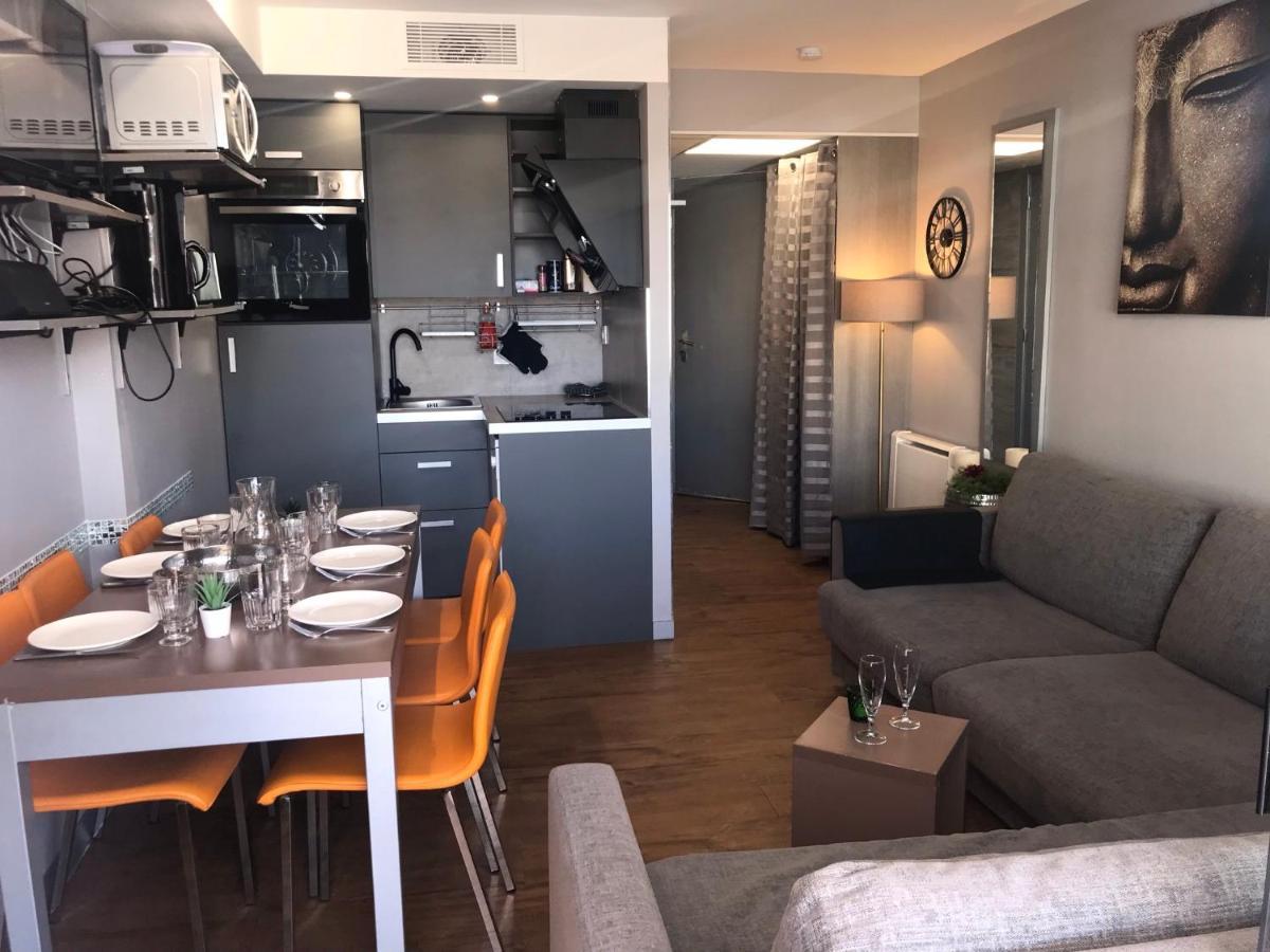Sophies Homes Felibriges Beach & Palais Des Festivals Cannes Exterior foto